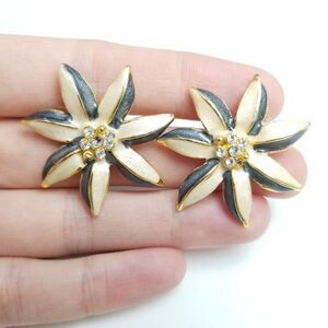 Vintage Cream and Blue Enamel Daisy Stud Earrings, Rhinestone Center, Retro